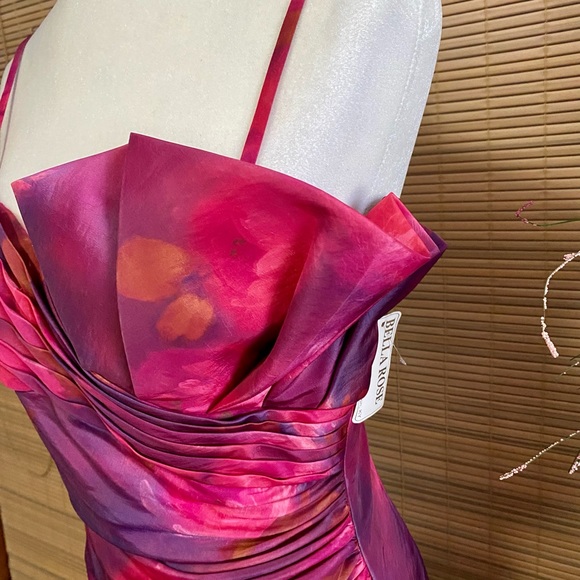 NWT! Darling bright dress for the track, parties, all summer’s fun - Picture 2 of 15